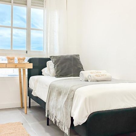Sunlit & Fresh Apartment - Center By Rems Málaga Esterno foto