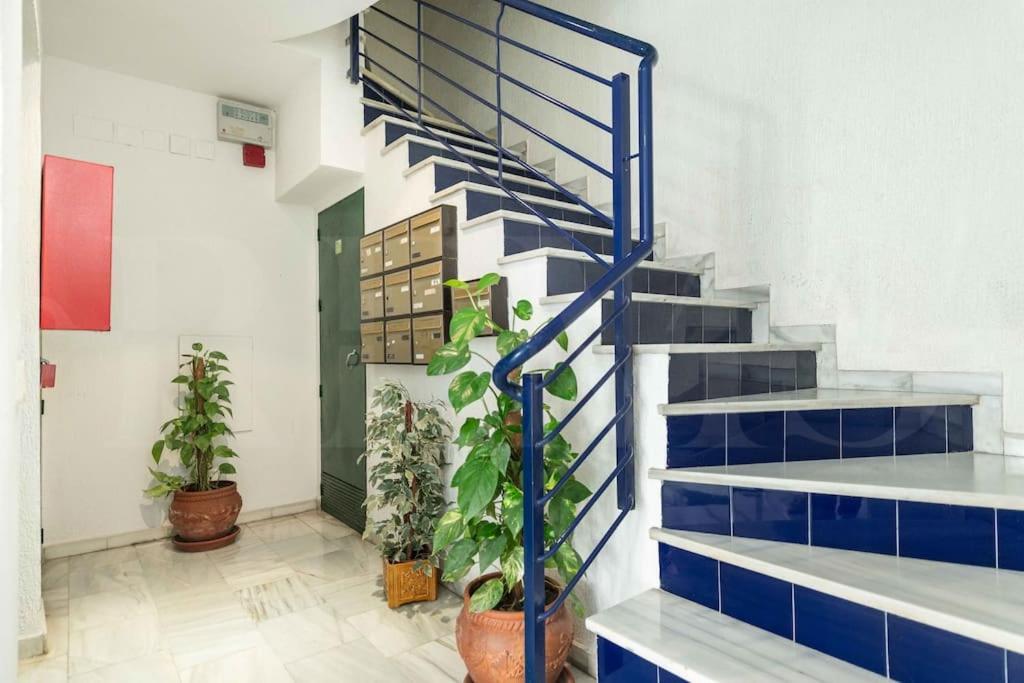Sunlit & Fresh Apartment - Center By Rems Málaga Esterno foto